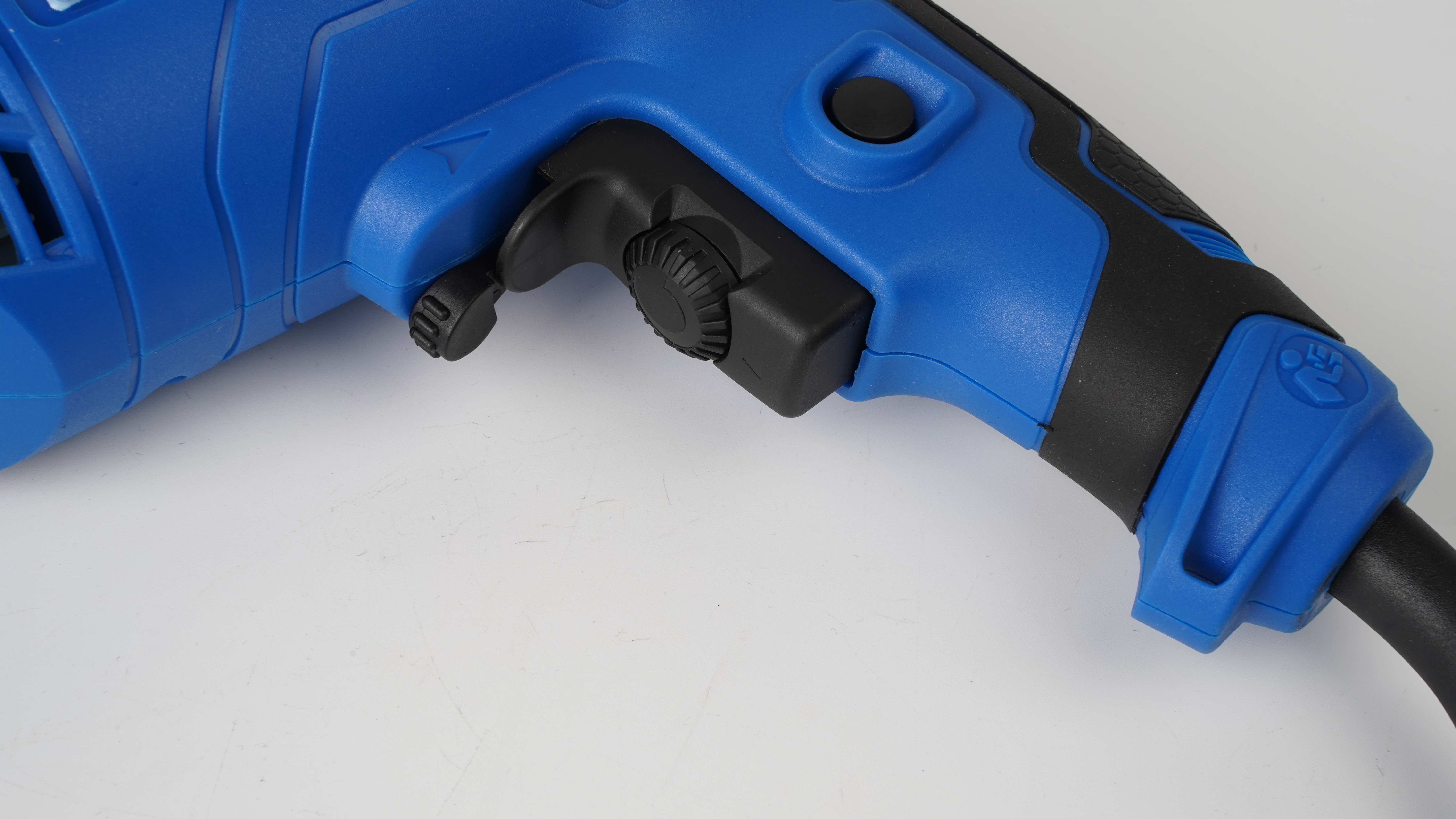 Corded Power Tools are more powerful and last longer than cordless tools due to its continuous power supply.