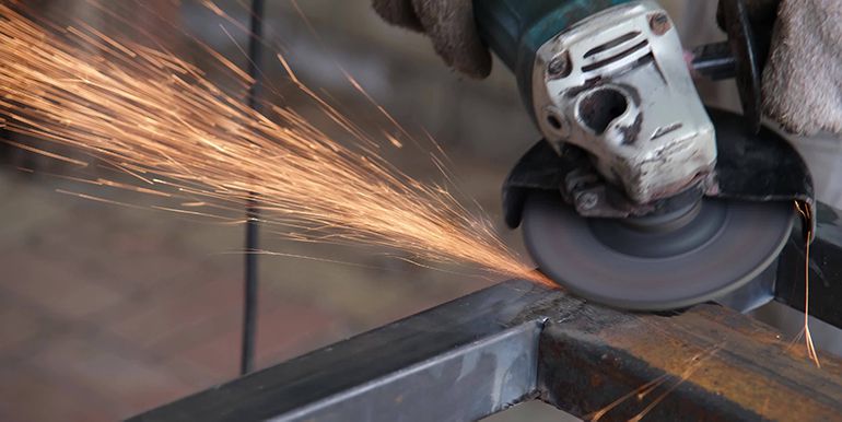 Angle Grinder to Remove Rust